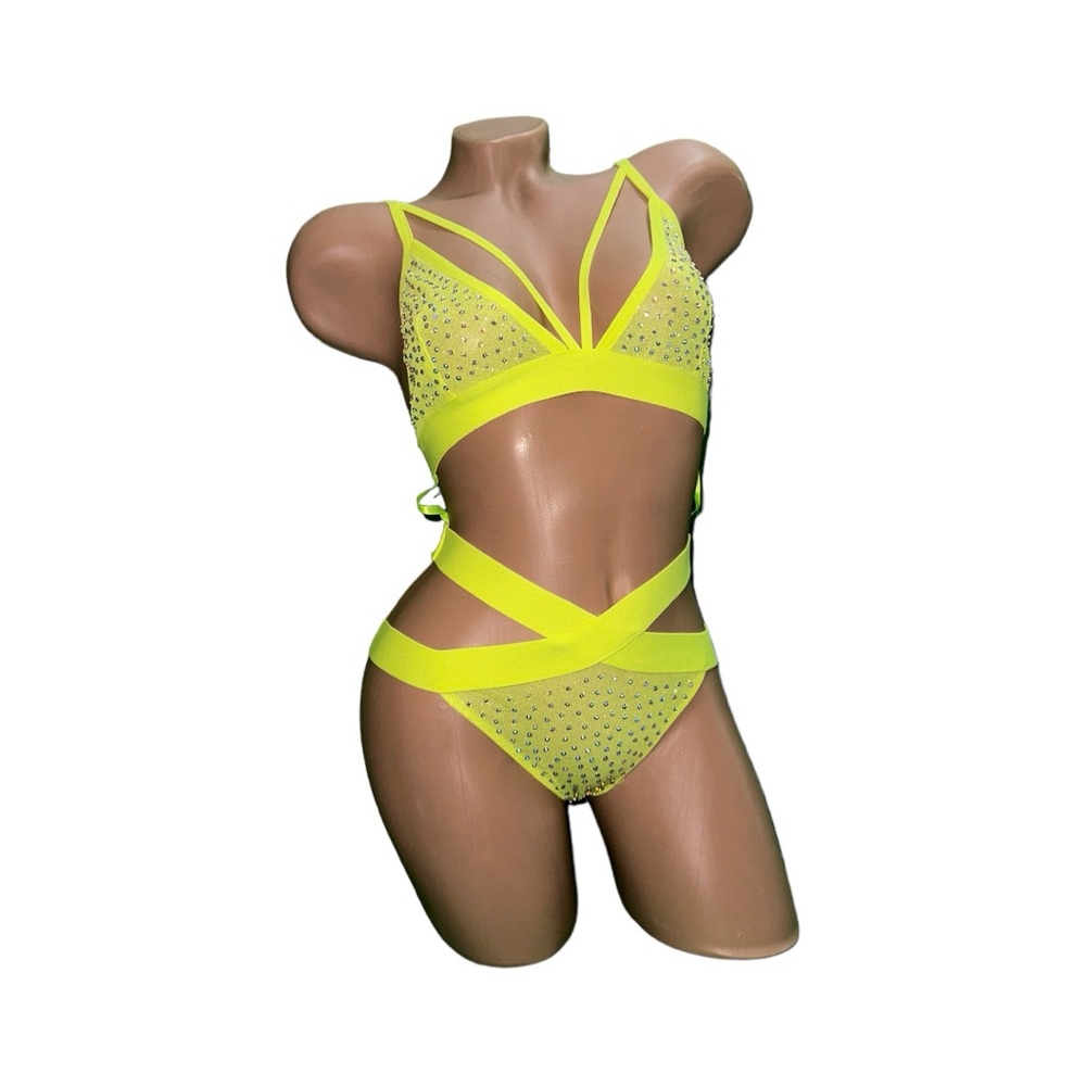 Windsor Neon Yellow 2 Piece Outfit